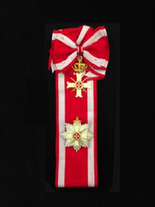 Distinction: The Order of Merit of the sovereign military hospitaller order of Malta Rank: Knight Grand Cross with swords (military category) Date: 21.11.2008 awarded by Johannes Freiherr von Heeremann